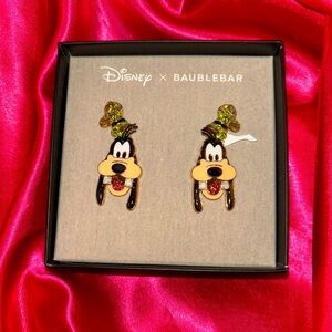 Goofy earrings